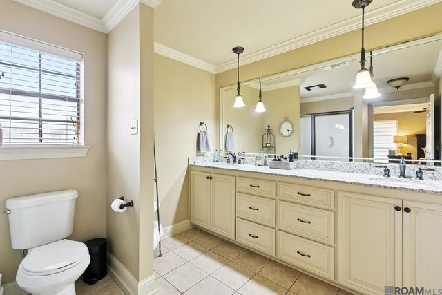 1037 Crossbow Dr, Baton Rouge, LA 70816