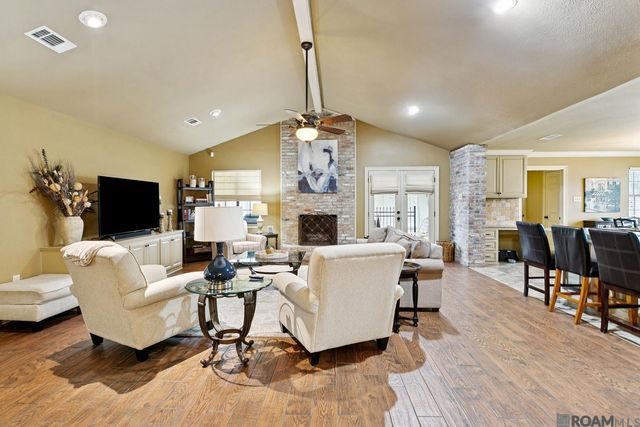 1037 Crossbow Dr, Baton Rouge, LA 70816