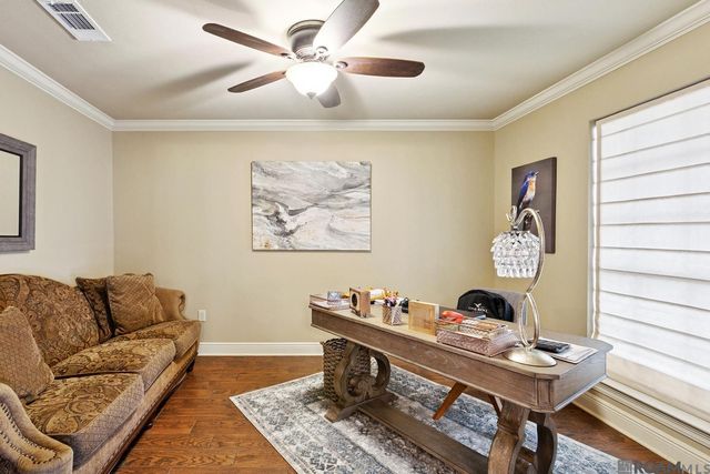 1037 Crossbow Dr, Baton Rouge, LA 70816