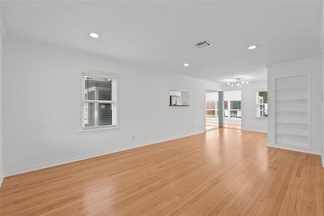 806 Nashua Street, Houston, TX 77008