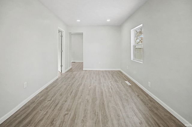 652 Rossville Avenue, Frankfort, IN 46041