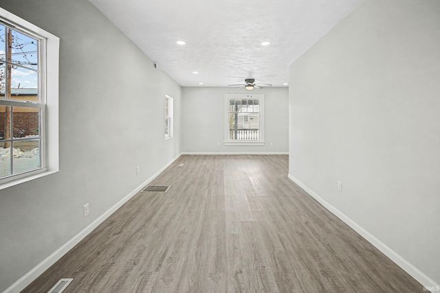 652 Rossville Avenue, Frankfort, IN 46041