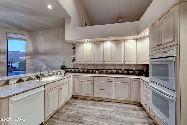 4977 N Ventana Ridge Place, Tucson, AZ 85750