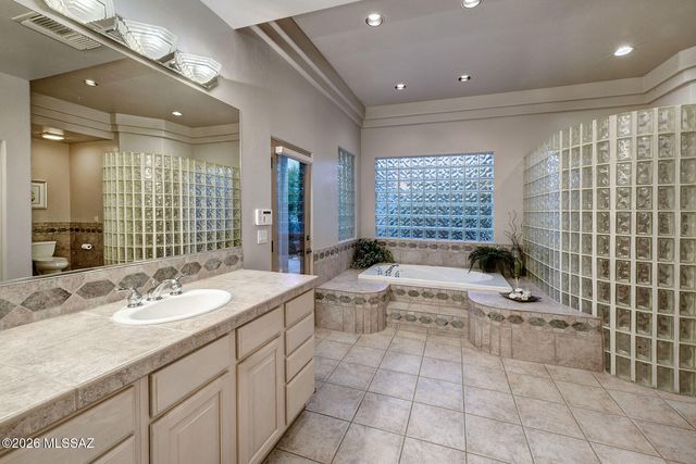 4977 N Ventana Ridge Place, Tucson, AZ 85750