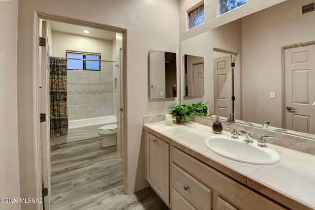 4977 N Ventana Ridge Place, Tucson, AZ 85750