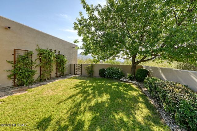 4977 N Ventana Ridge Place, Tucson, AZ 85750