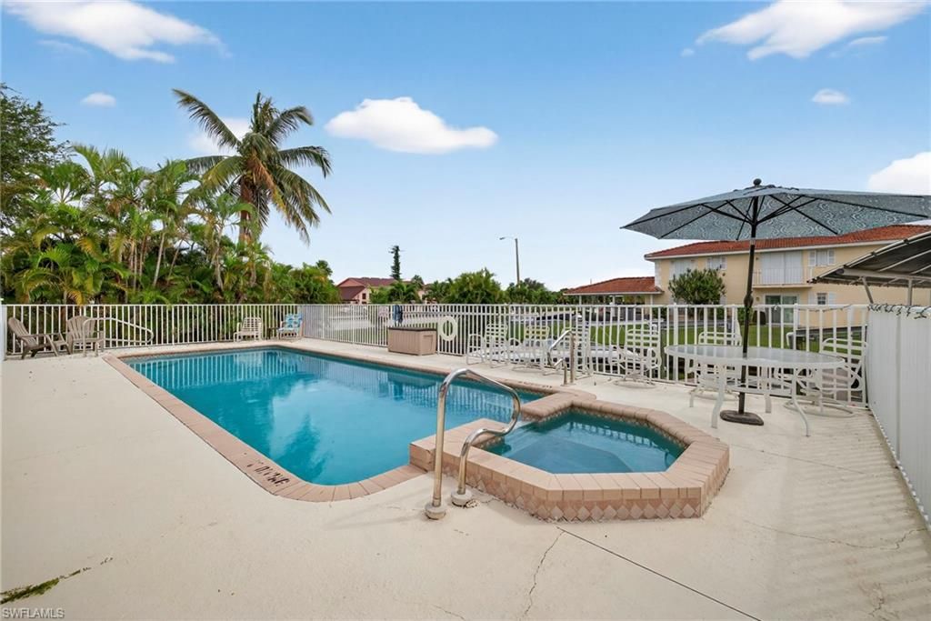 Image 29 of property listing at 732 Victoria DR # 2, Cape Coral, FL 33904