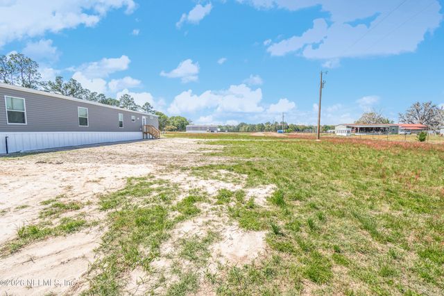 11355 MALLIE DAVIS Road, Glen St. Mary, FL 32040