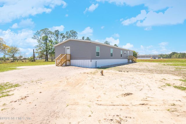 11355 MALLIE DAVIS Road, Glen St. Mary, FL 32040
