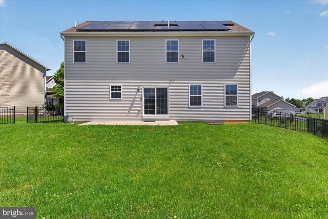 684 LAVENDA CT, Harrisburg, PA 17111