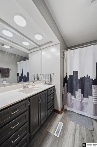 1140 Starview Lane, Lincoln, NE 68512