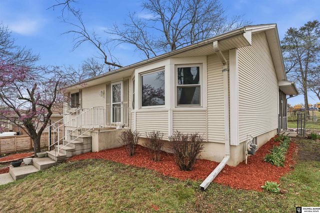 1140 Starview Lane, Lincoln, NE 68512