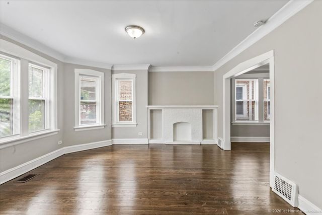 6228 S Fairfield Avenue, Chicago, IL 60629