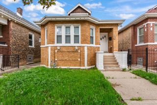 6228 S Fairfield Avenue, Chicago, IL 60629