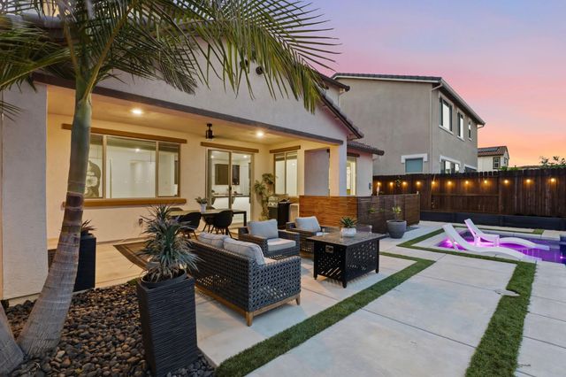 6376 Campus Pkwy, Roseville, CA 95747