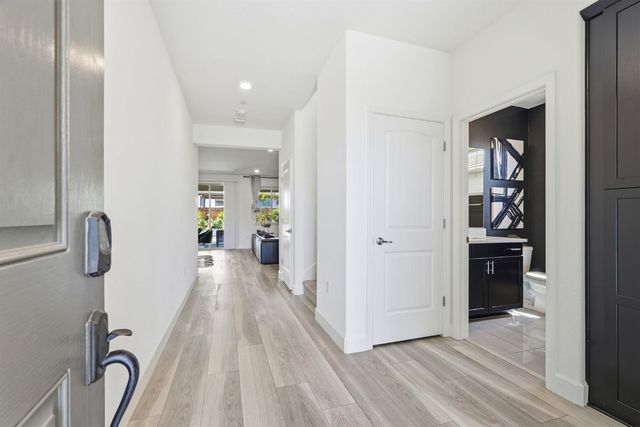 6376 Campus Pkwy, Roseville, CA 95747