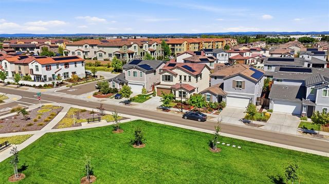 6376 Campus Pkwy, Roseville, CA 95747