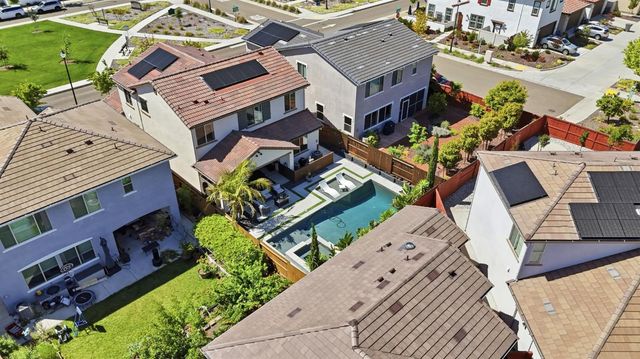 6376 Campus Pkwy, Roseville, CA 95747