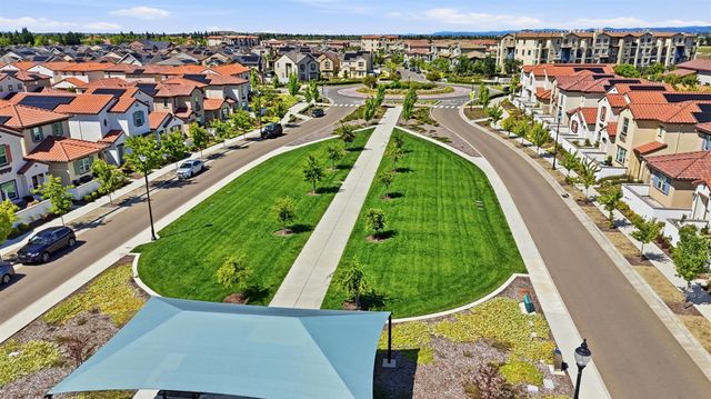 6376 Campus Pkwy, Roseville, CA 95747