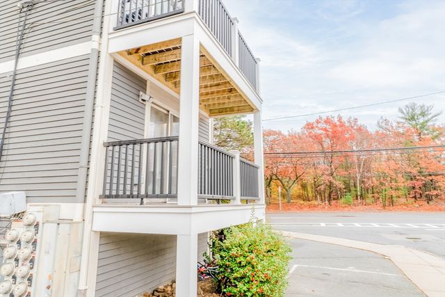 4873 Washington St 1, Boston, MA 02132