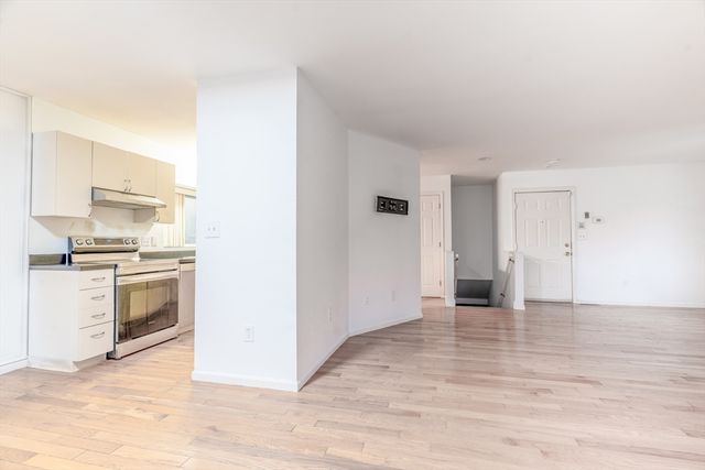 4873 Washington St 1, Boston, MA 02132