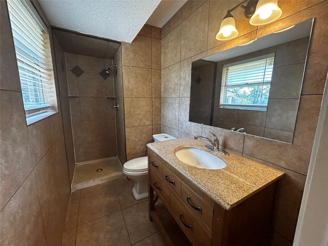 5908 Derek Drive, Watauga, TX 76148