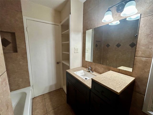 5908 Derek Drive, Watauga, TX 76148