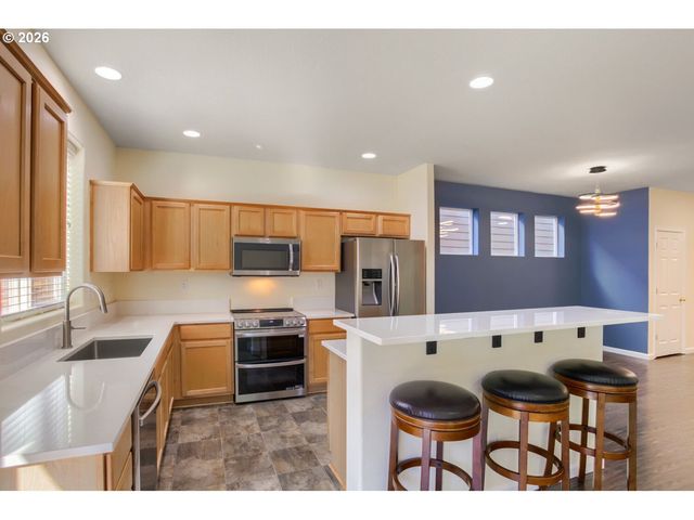 1621 Sw HEWITT Ave, Troutdale, OR 97060