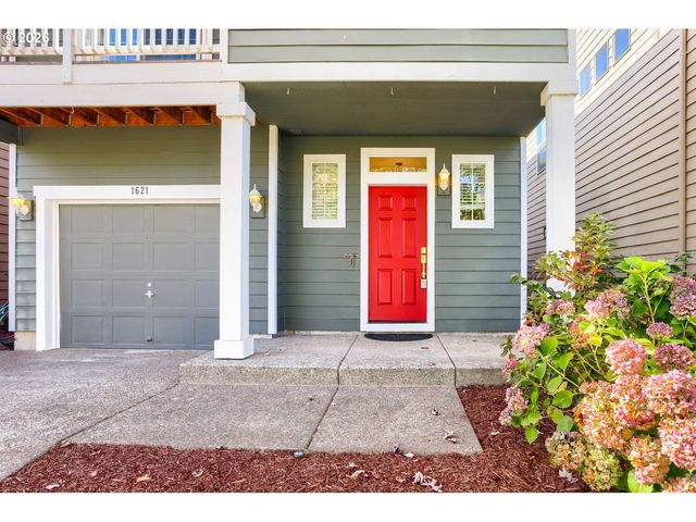 1621 Sw HEWITT Ave, Troutdale, OR 97060