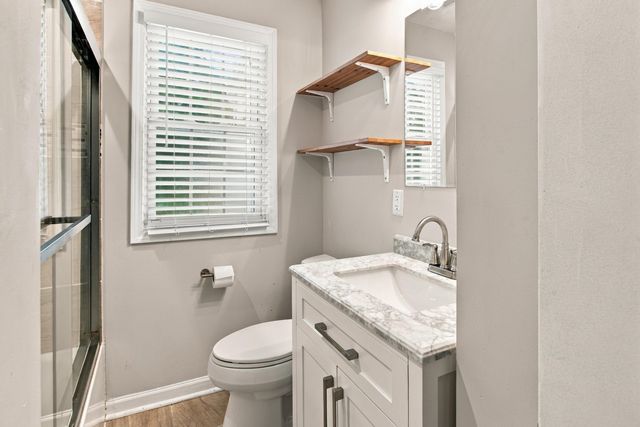 1037 Royal Avenue, Royal Oak, MI 48073