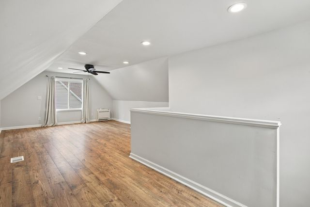 1037 Royal Avenue, Royal Oak, MI 48073