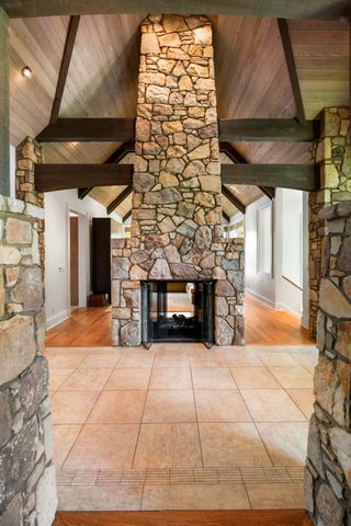 7909 Shoals Branch Rd, Primm Springs, TN 38476