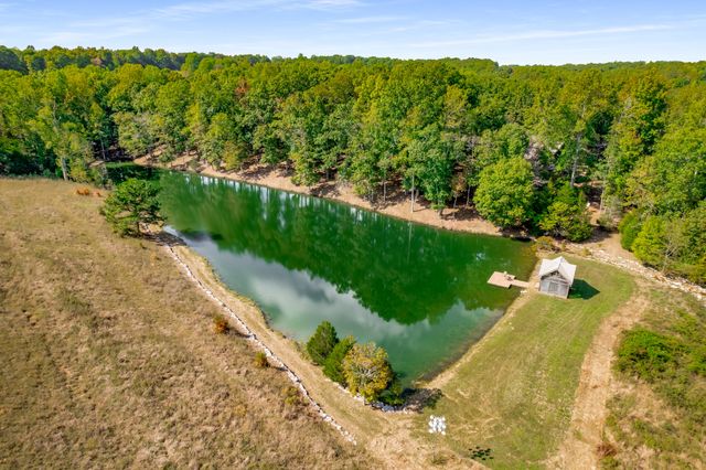 7909 Shoals Branch Rd, Primm Springs, TN 38476