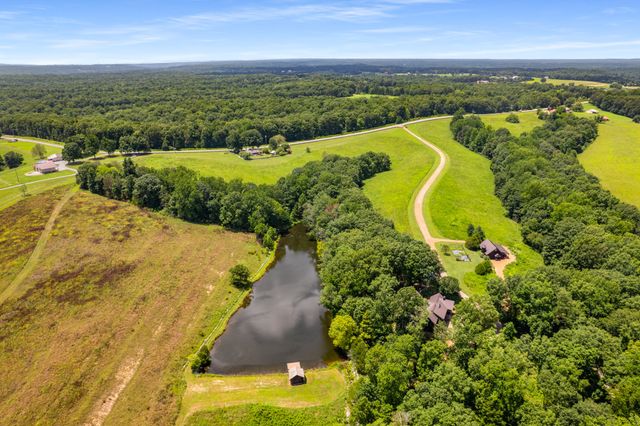 7909 Shoals Branch Rd, Primm Springs, TN 38476