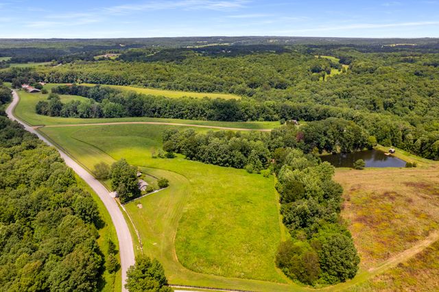 7909 Shoals Branch Rd, Primm Springs, TN 38476