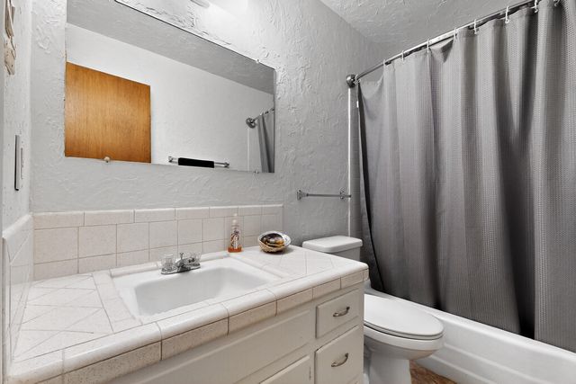 8506 Las Camas Road NE, Albuquerque, NM 87111