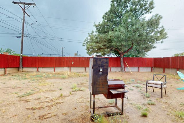 8506 Las Camas Road NE, Albuquerque, NM 87111