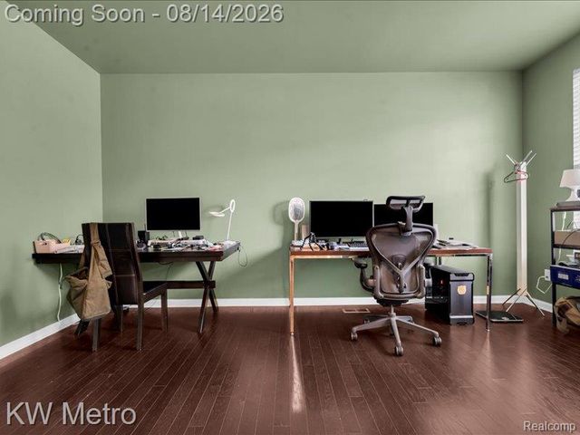 27315 Victoria Road, Novi, MI 48374