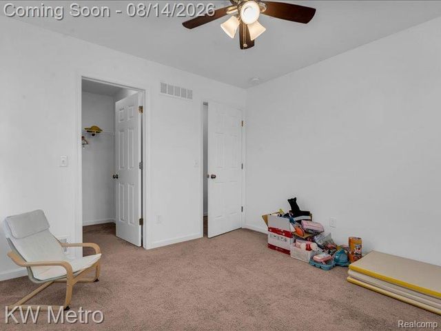 27315 Victoria Road, Novi, MI 48374