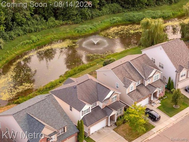 27315 Victoria Road, Novi, MI 48374