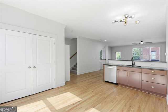 740 Liberty Commons Drive NW, Atlanta, GA 30314