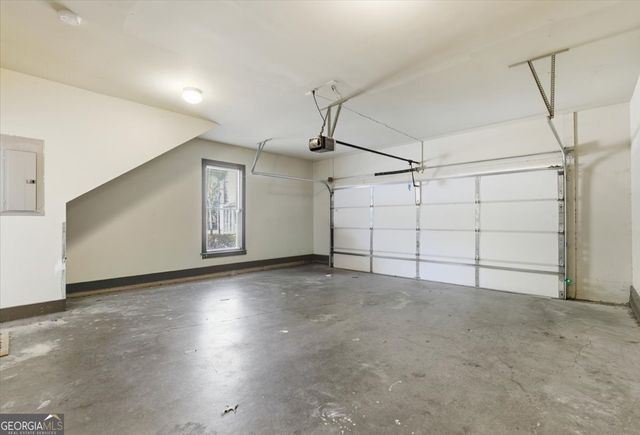 740 Liberty Commons Drive NW, Atlanta, GA 30314