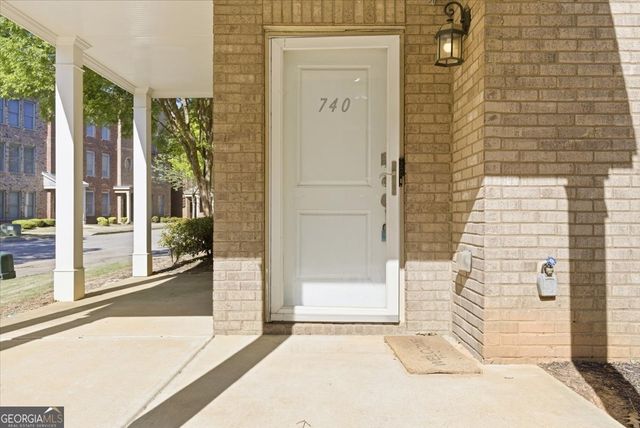 740 Liberty Commons Drive NW, Atlanta, GA 30314