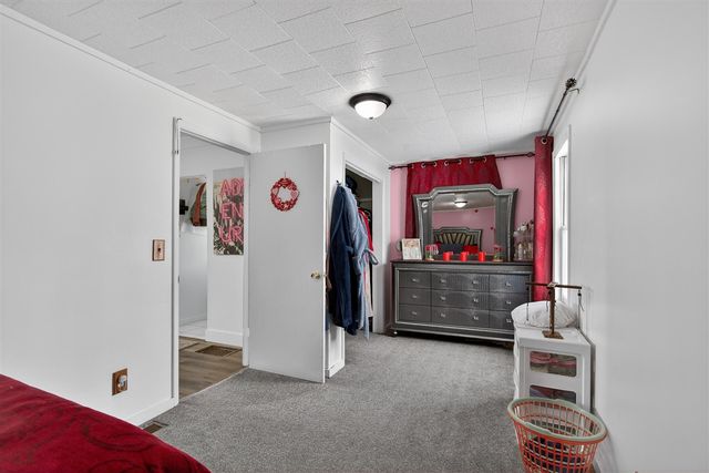 10345 Brooklyn Road, Brooklyn, MI 49230