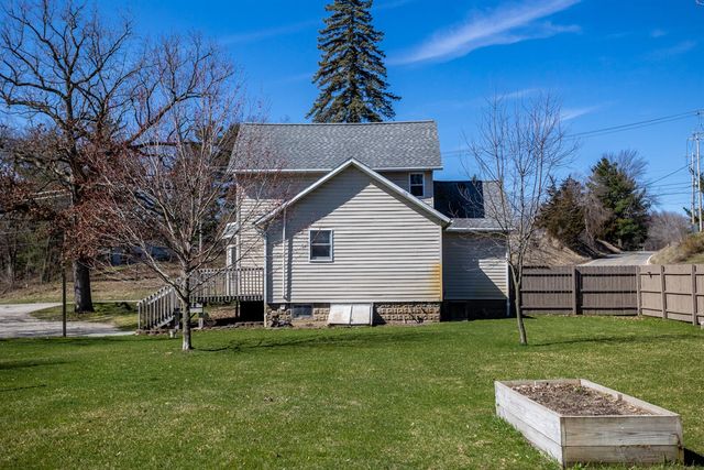 10345 Brooklyn Road, Brooklyn, MI 49230