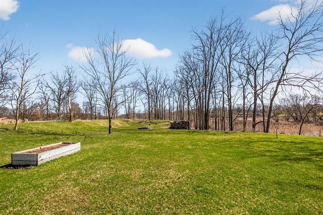 10345 Brooklyn Road, Brooklyn, MI 49230