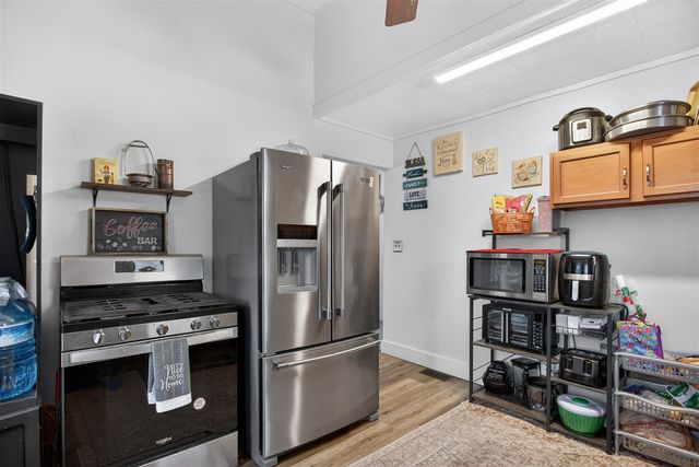 10345 Brooklyn Road, Brooklyn, MI 49230