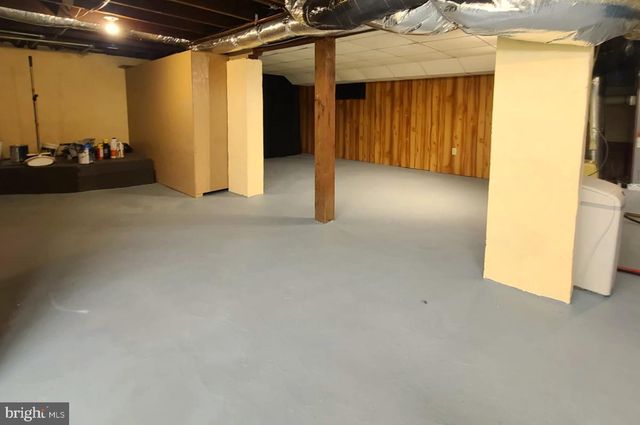 421 ROHRERSTOWN RD, Lancaster, PA 17603