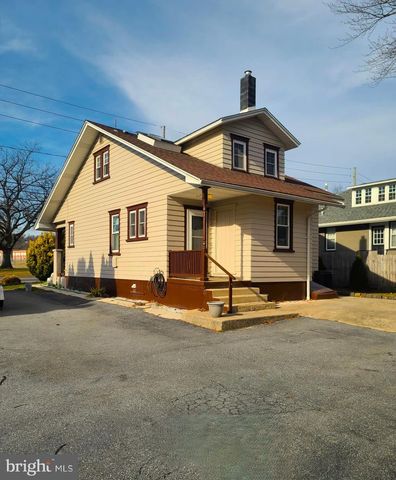 421 ROHRERSTOWN RD, Lancaster, PA 17603