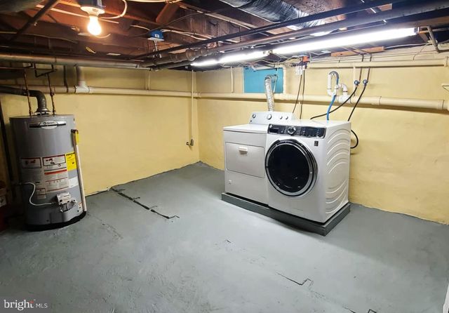 421 ROHRERSTOWN RD, Lancaster, PA 17603